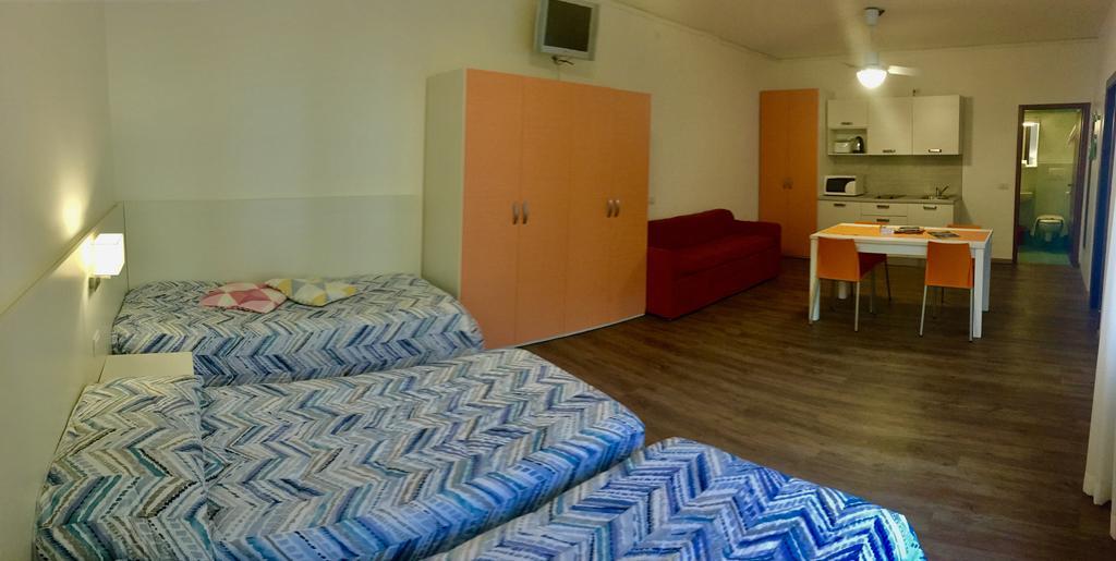 Apartament Casa Vittoria Torbole Sul Garda Zewnętrze zdjęcie