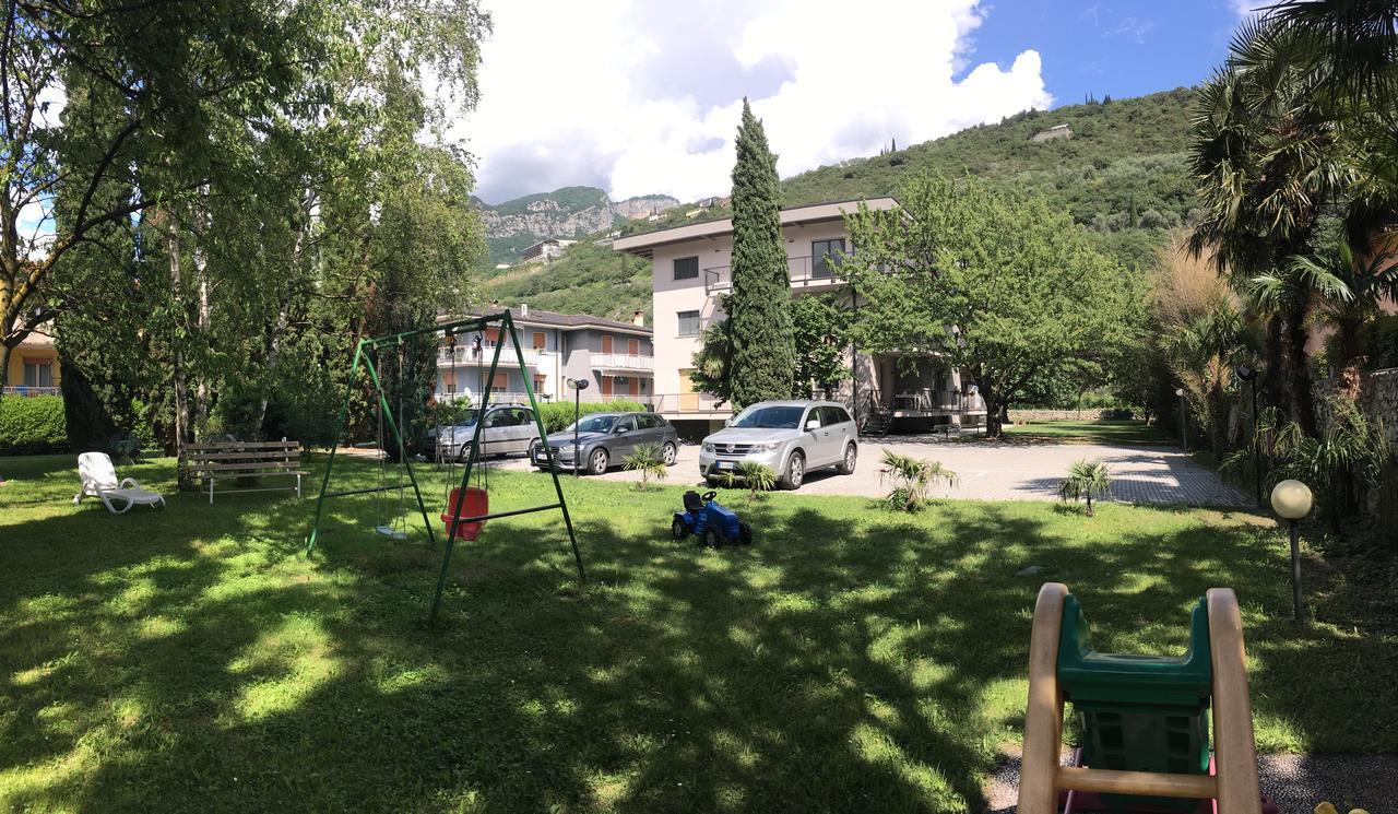 Apartament Casa Vittoria Torbole Sul Garda Zewnętrze zdjęcie